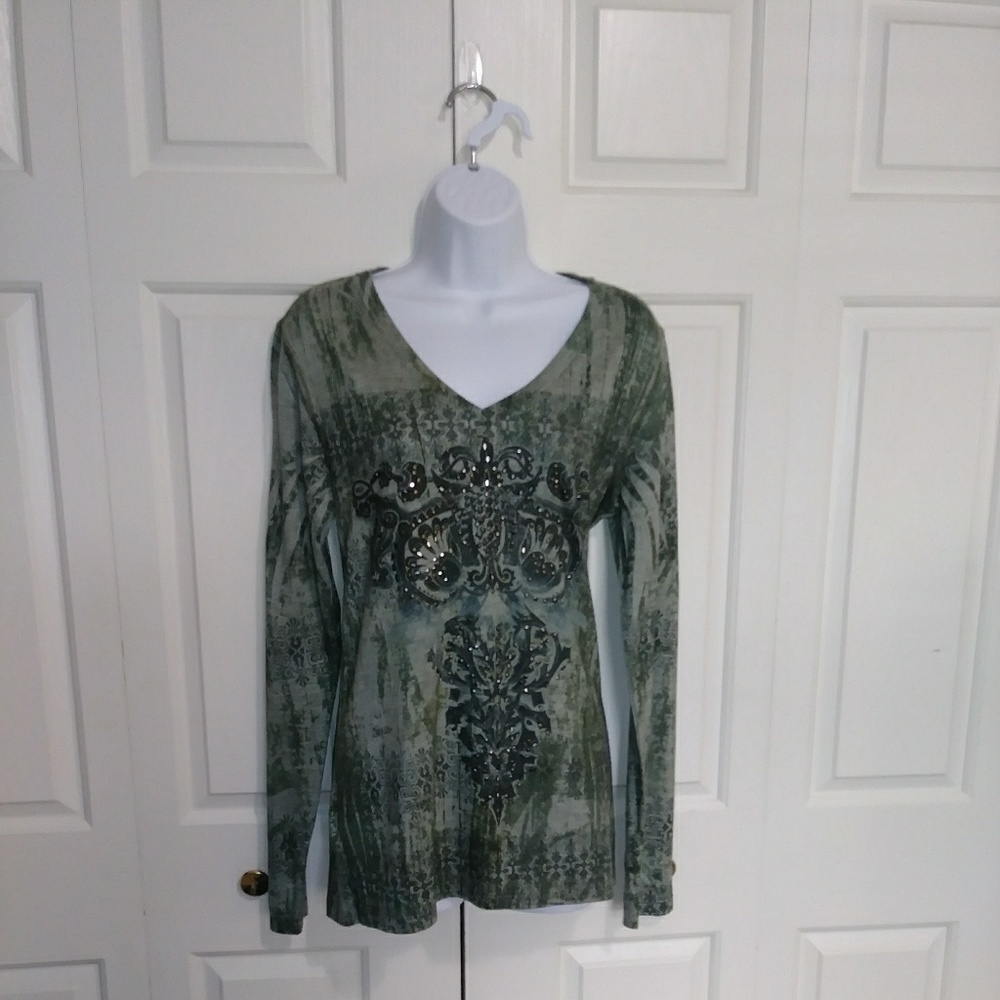 COPY - 🎯 Green Source Embellished Front Top